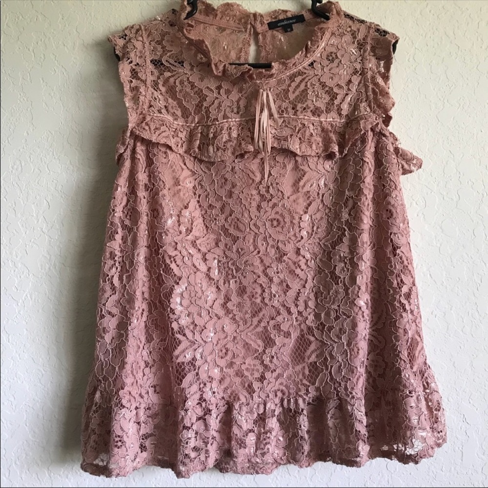 Lace floral print top vintage style